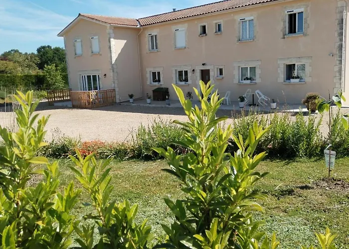 Bed and breakfast Le Clos De 1 Avec Wifi Bourdeilles